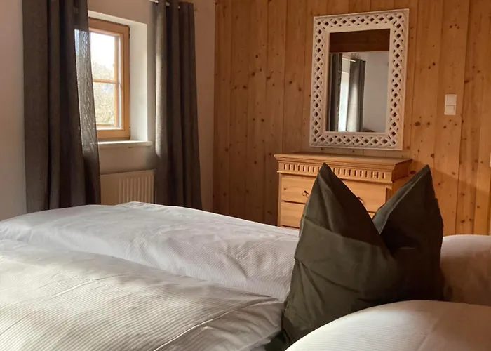 Nicos Daheim * סול